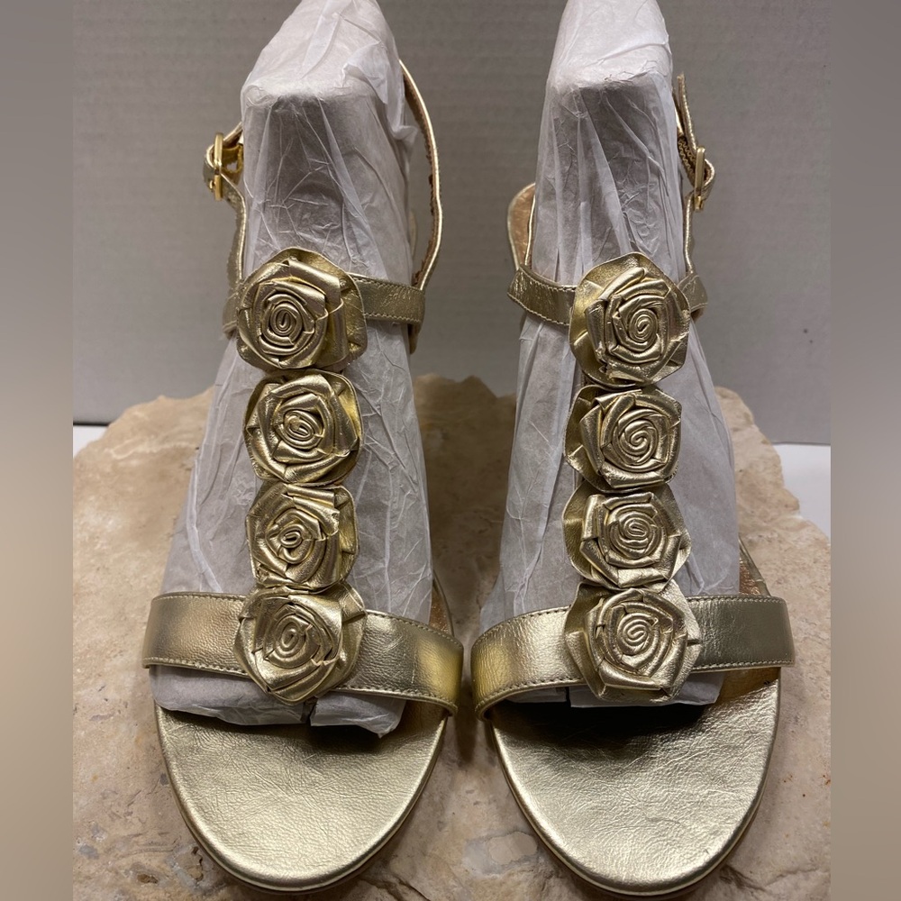 Steve Madden Goldwyn Metallic Gold Sandal Heels Sz 10 - Picture 2 of 13